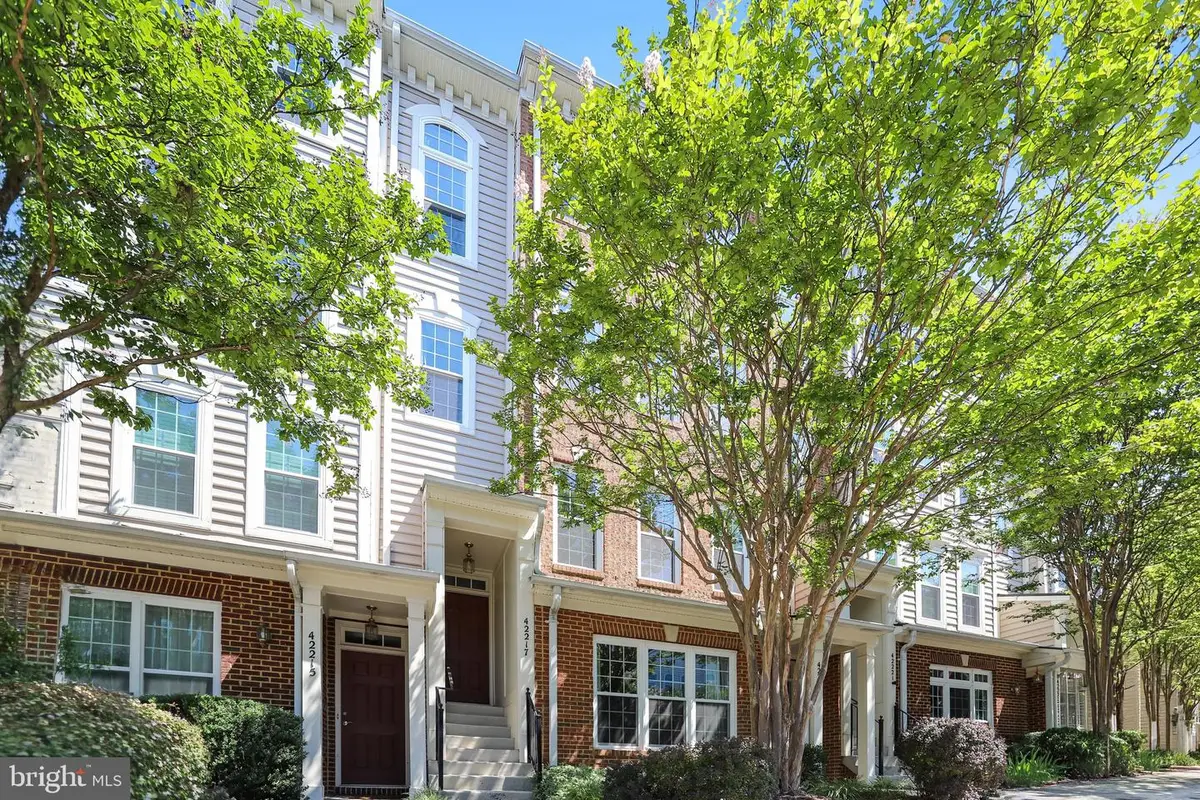 42217 Black Rock Ter, Aldie, VA 20105 - #1