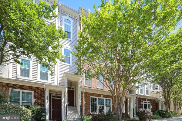 42217 Black Rock Ter, ALDIE, VA 20105