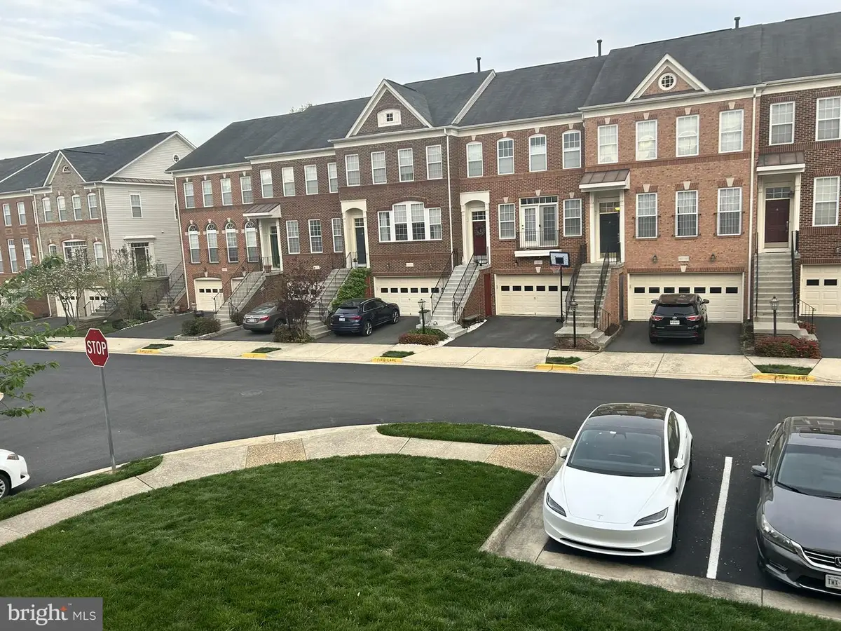 42997 Kennerly Ter, Broadlands, VA 20148 - #1