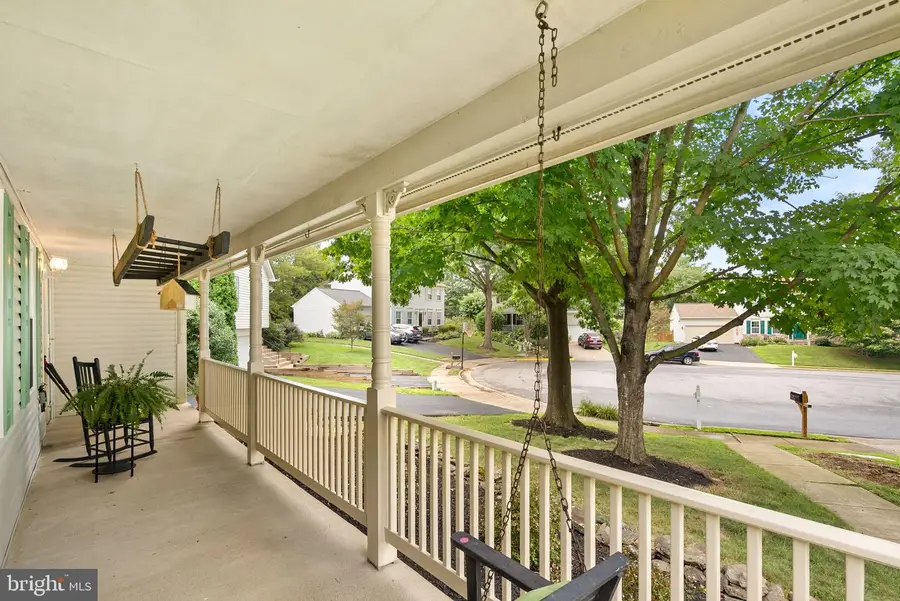 37743 Sutton Dr, Purcellville, VA 20132 - #3