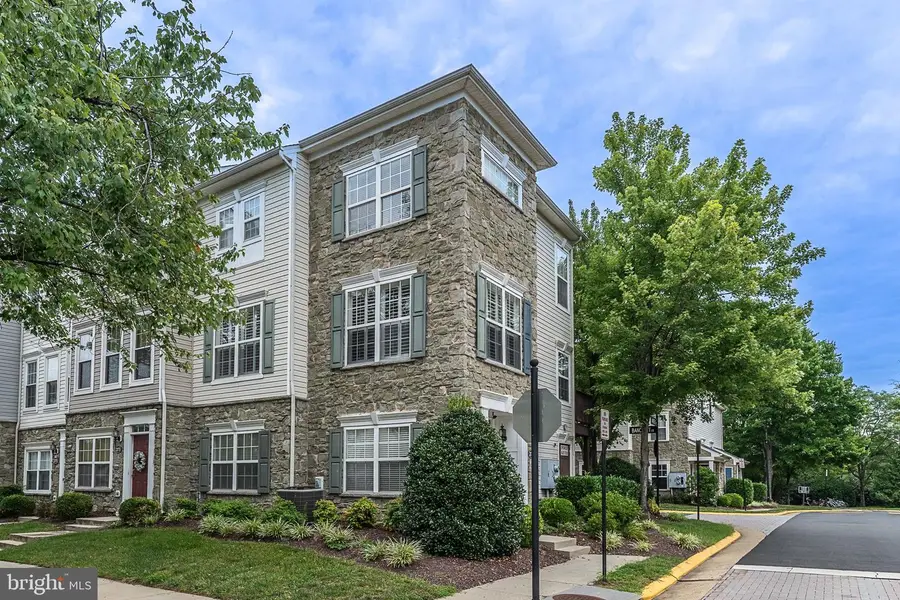 21775 Bancroft Ct, Ashburn, VA 20147 - #2