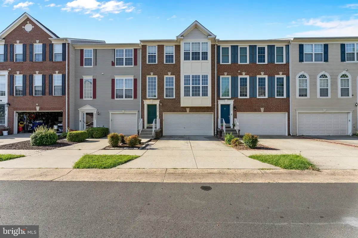 42795 Shaler St, Chantilly, VA 20152 - #1