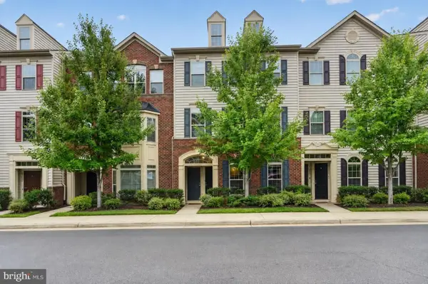42277 Tackroom Ter, ALDIE, VA 20105
