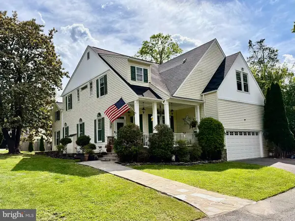 232 Maryland Ave, HAMILTON, VA 20158