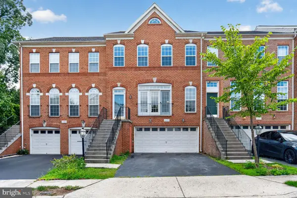 41923 Cinnabar Sq, ALDIE, VA 20105