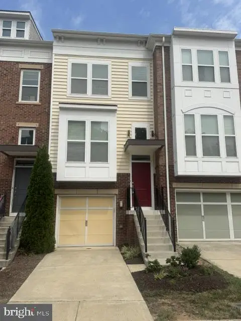 42662 New Dawn Ter, Brambleton, VA 20148 - #1