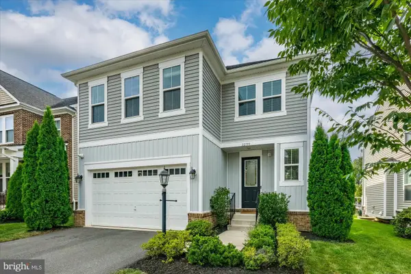 22799 Trailing Rose Ct, BRAMBLETON, VA 20148