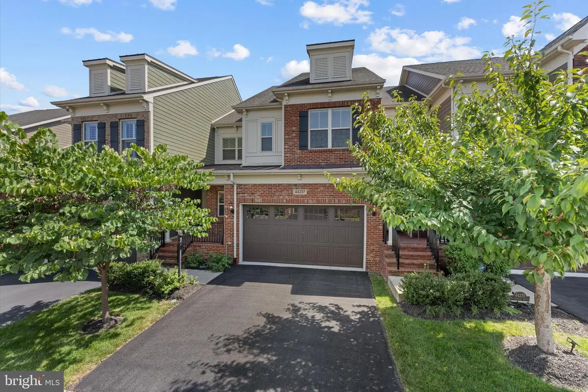 44237 Silverpalm Grove Ter, Leesburg, VA 20176 - #1