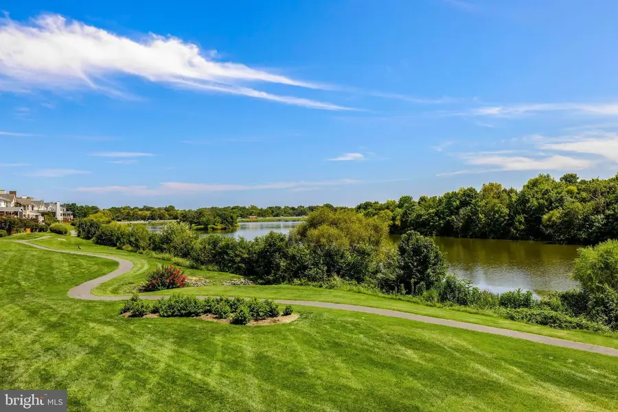 43975 Lords Valley Ter, Ashburn, VA 20147 - #2