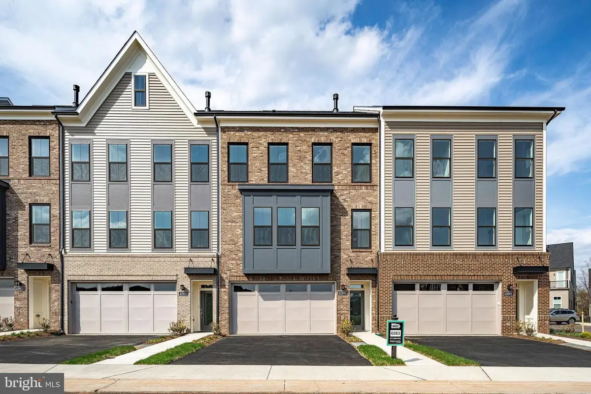 42976 Truman Ter, Ashburn, VA 20148 - #1