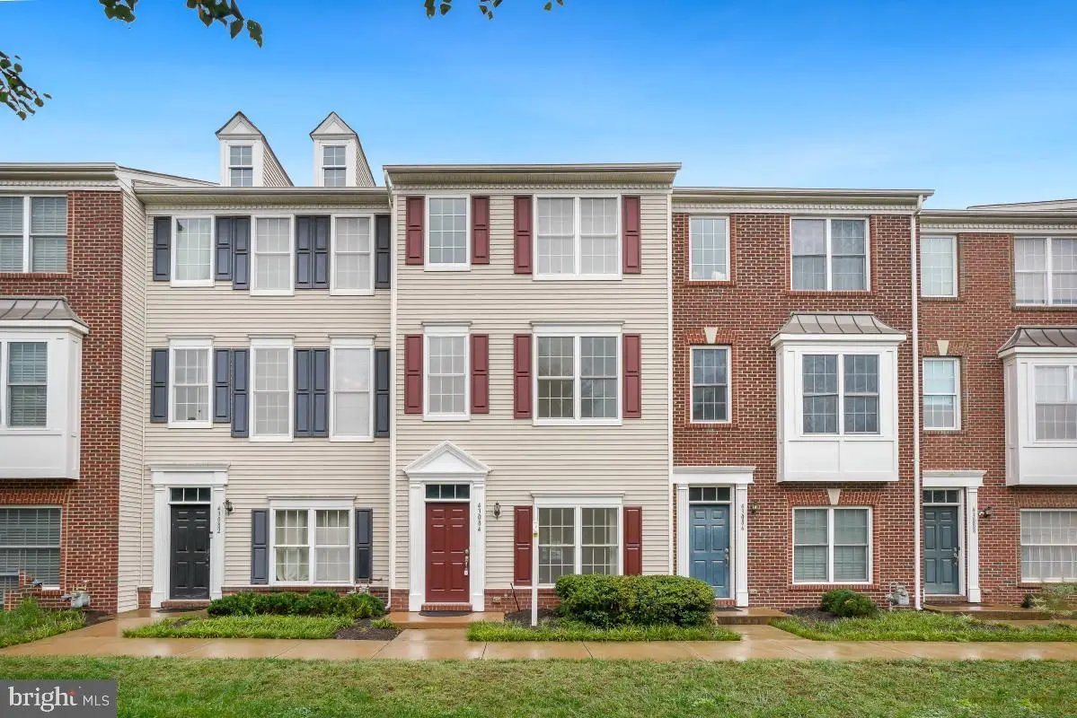 43084 Center St #4c, Chantilly, VA 20152 - #1