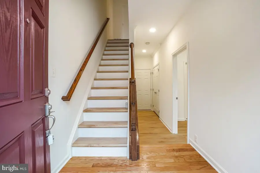43084 Center St #4c, Chantilly, VA 20152 - #2