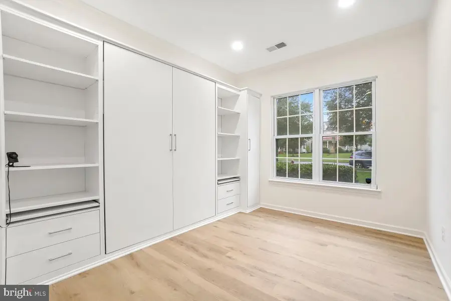 43084 Center St #4c, Chantilly, VA 20152 - #3