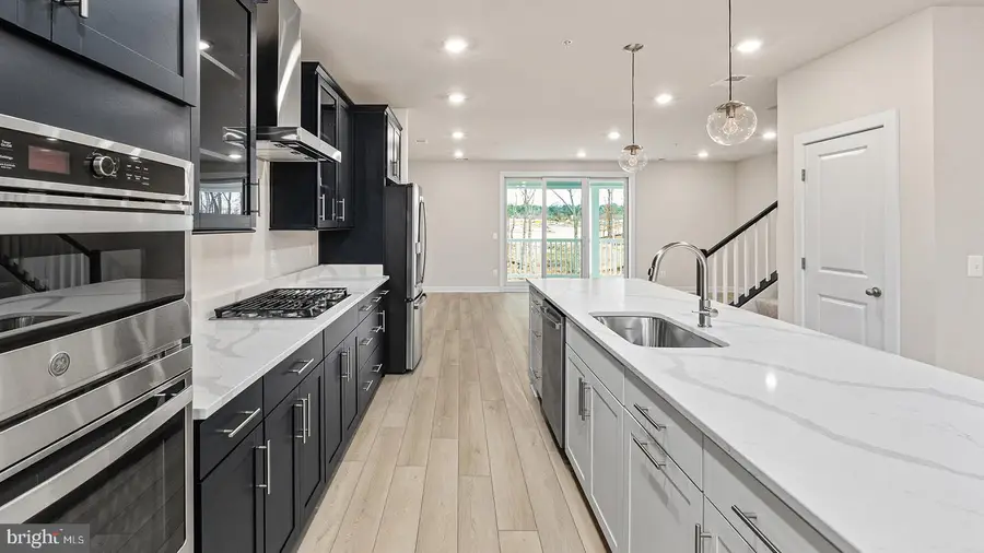 20790 Cloongee Ter, Dulles, VA 20166 - #3