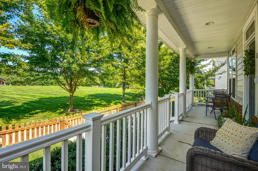 8 Wood Aster Ln, Lovettsville, VA 20180 - #2