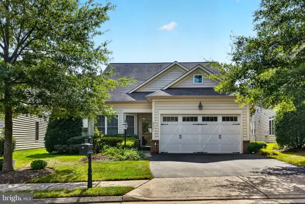 20647 Casablanca Dr, ASHBURN, VA 20147