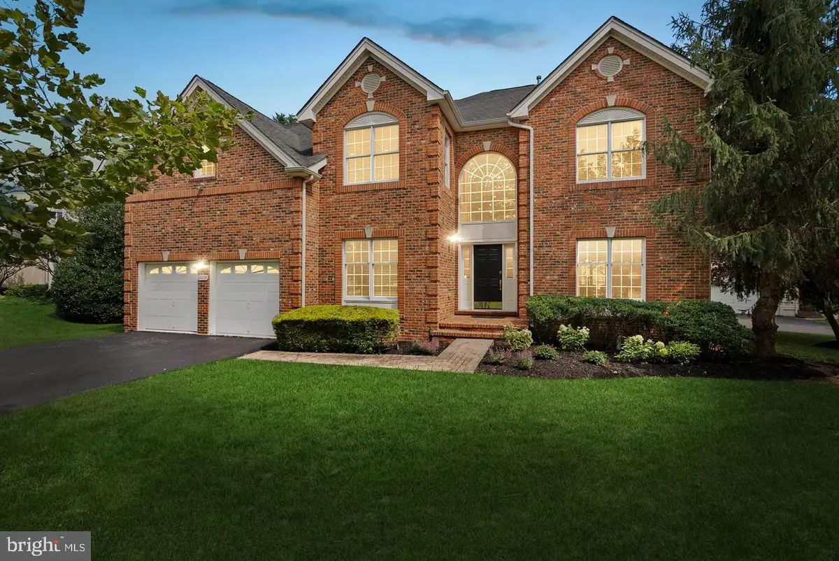 20230 Kentucky Oaks Ct, Ashburn, VA 20147 - #1