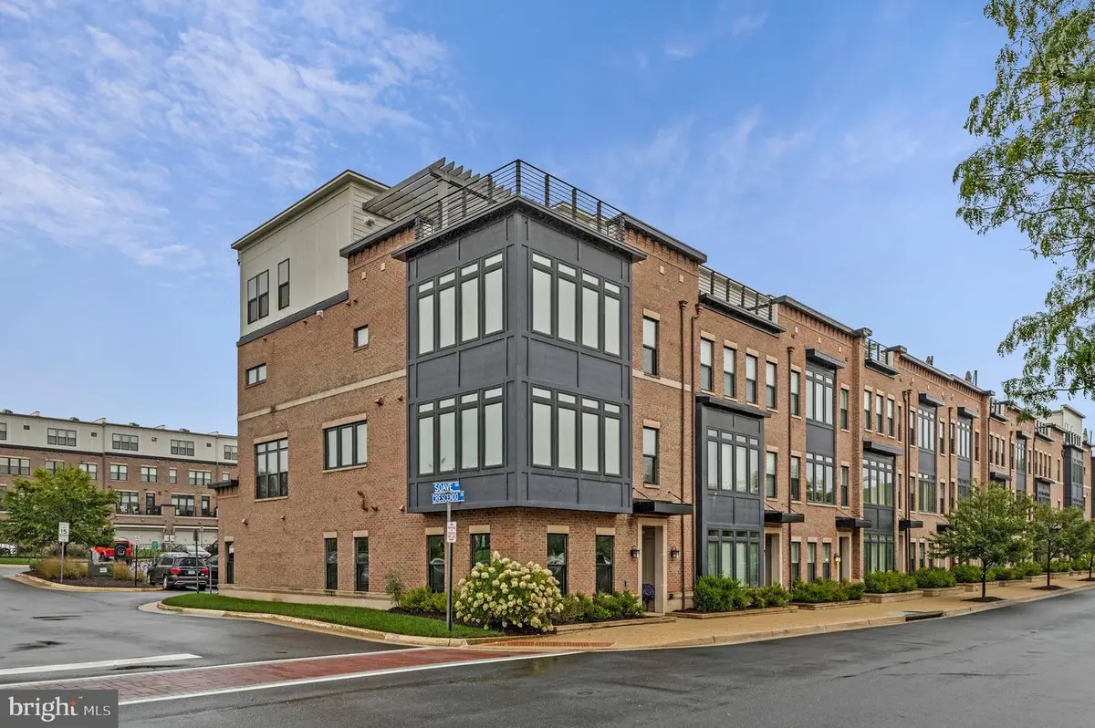 42384 Soave Dr, Brambleton, VA 20148 - #1