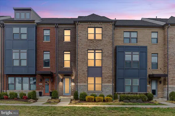 44735 Medway Ter, ASHBURN, VA 20147