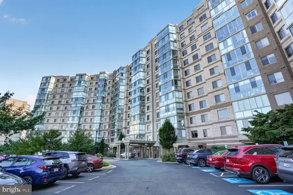 19375 Cypress Ridge Ter #1118, LEESBURG, VA 20176