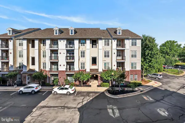 21191 Mcfadden Sq #305, STERLING, VA 20165