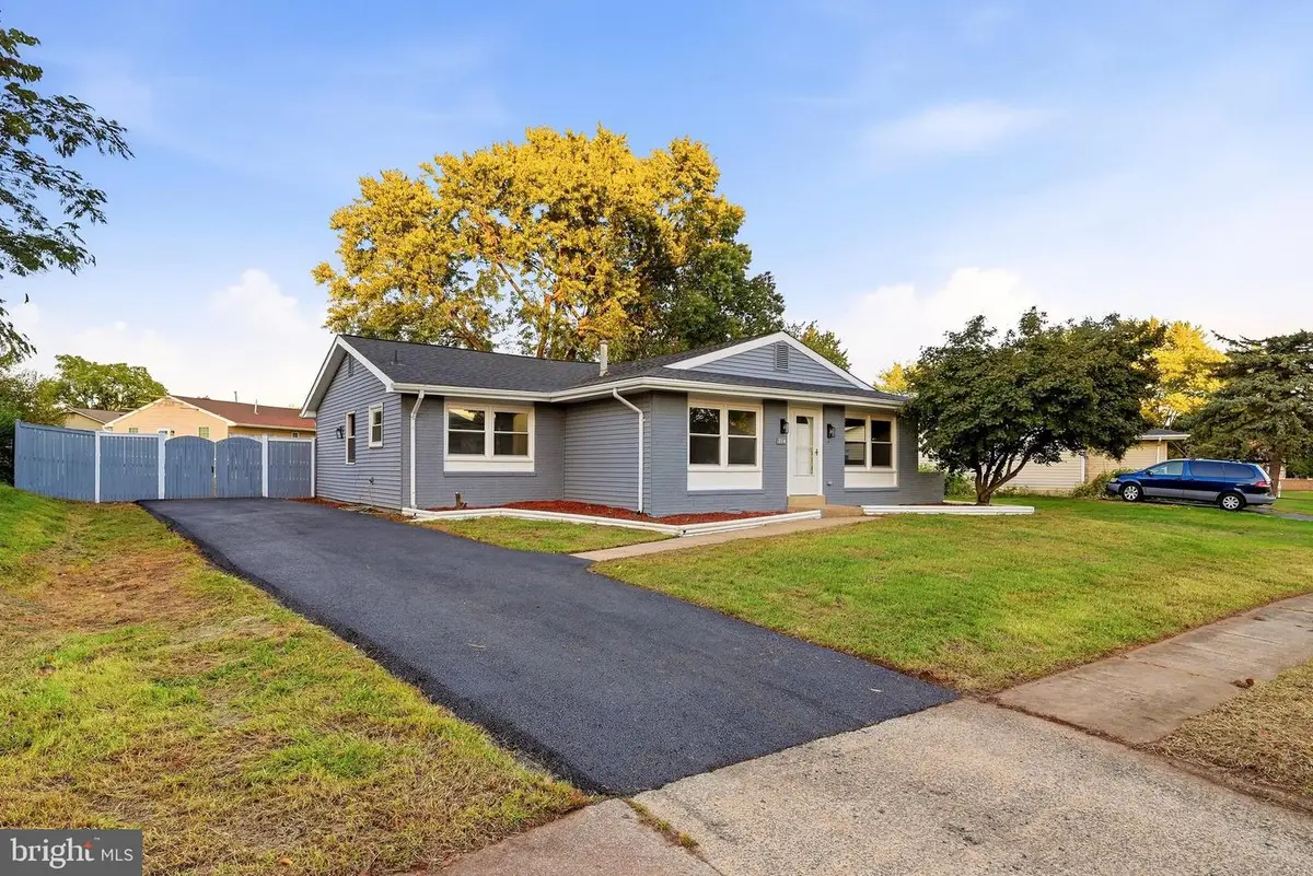 314 W Valery Ct, Sterling, VA 20164 - #1