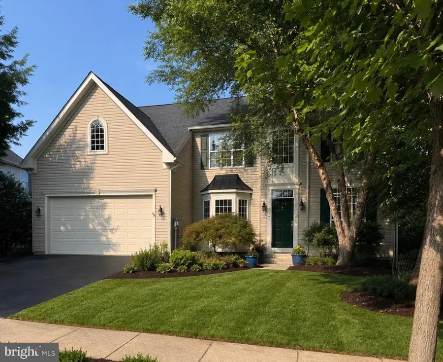 30 Houser Dr, Lovettsville, VA 20180 - #2