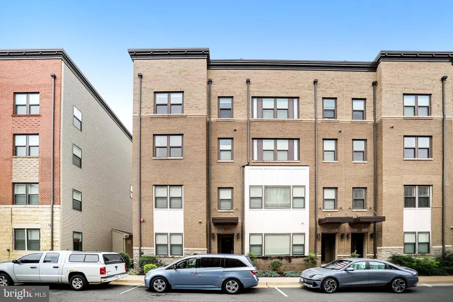 20524 Milbridge Ter, Ashburn, VA 20147 - #3