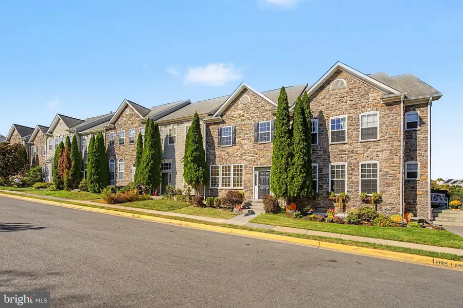 802 Linfield Ter Ne, Leesburg, VA 20176 - #2