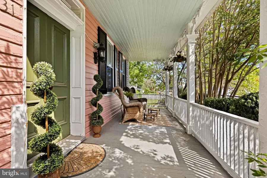 431 S King St, Leesburg, VA 20175 - #3