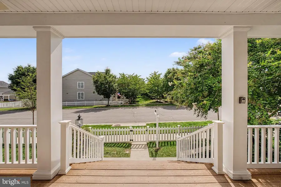 42514 Pelican Dr, Chantilly, VA 20152 - #2