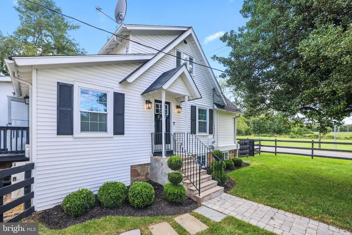 37603 Little River Tpke, Middleburg, VA 20117 - #1