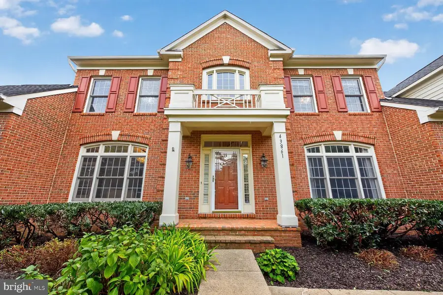 43861 Hartley Pl, Ashburn, VA 20147 - #2