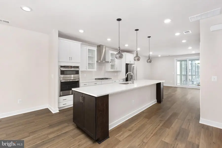 20800 Cloongee Ter, Dulles, VA 20166 - #2