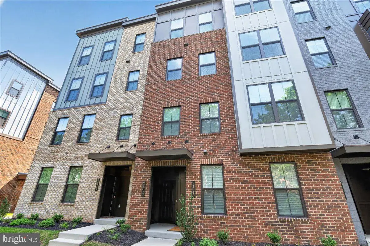 21847 Express Ter, Ashburn, VA 20147 - #1