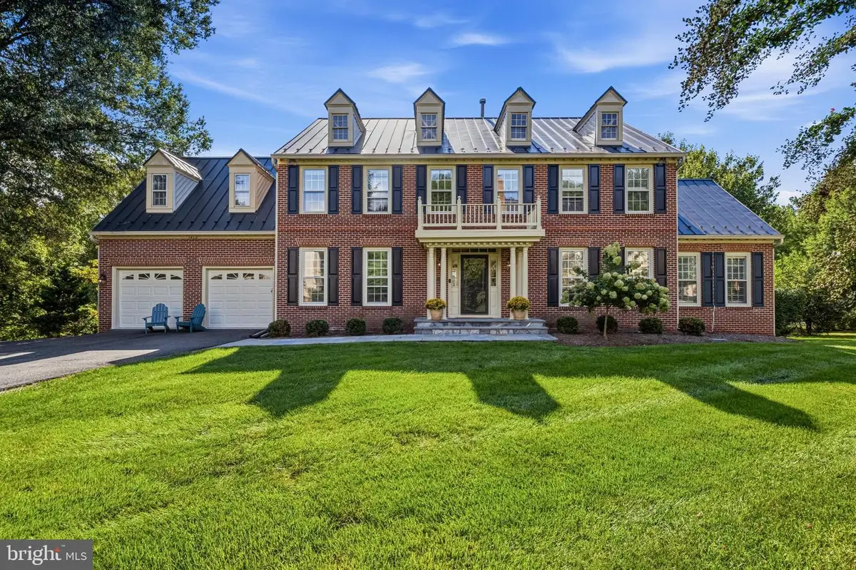 1418 Hague Dr Sw, Leesburg, VA 20175 - #1