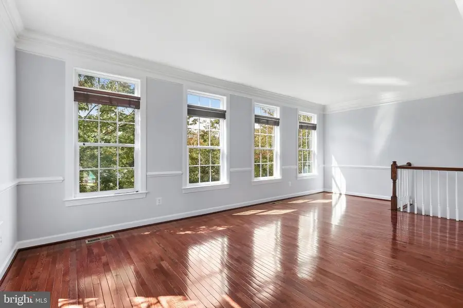 24958 Ashgarten Dr, Chantilly, VA 20152 - #3