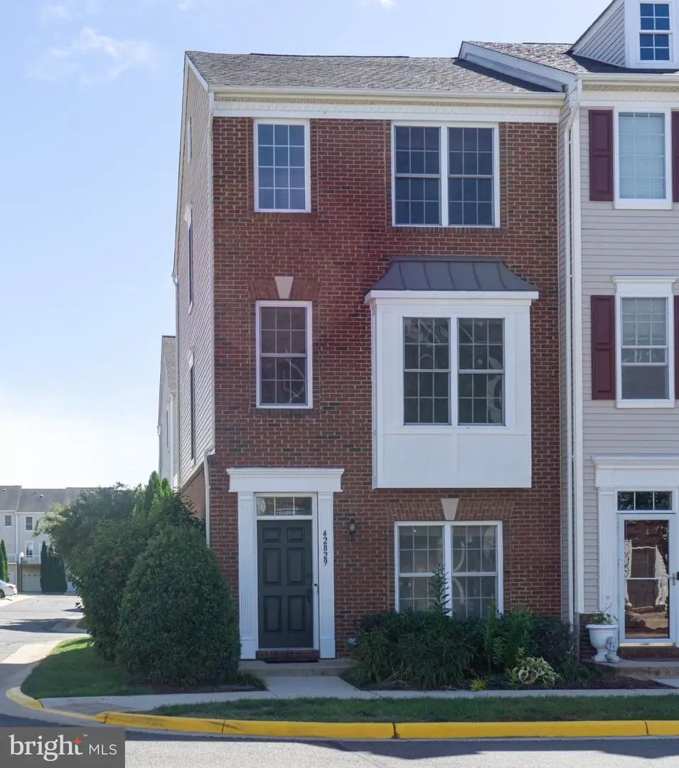 42829 Pamplin Ter, Chantilly, VA 20152 - #1