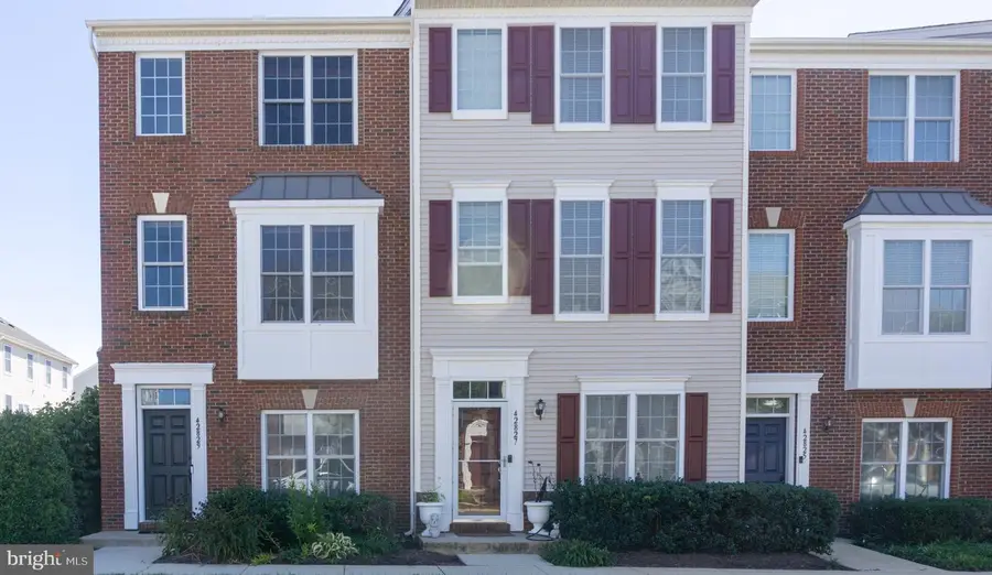 42829 Pamplin Ter, Chantilly, VA 20152 - #3