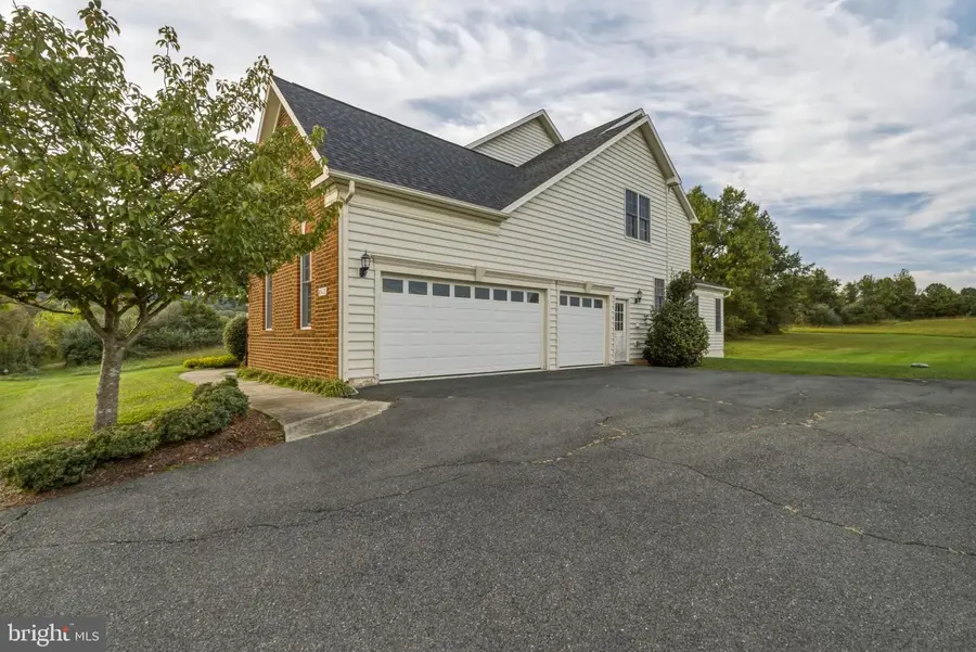 40420 Diggins Ct, Leesburg, VA 20175 - #3