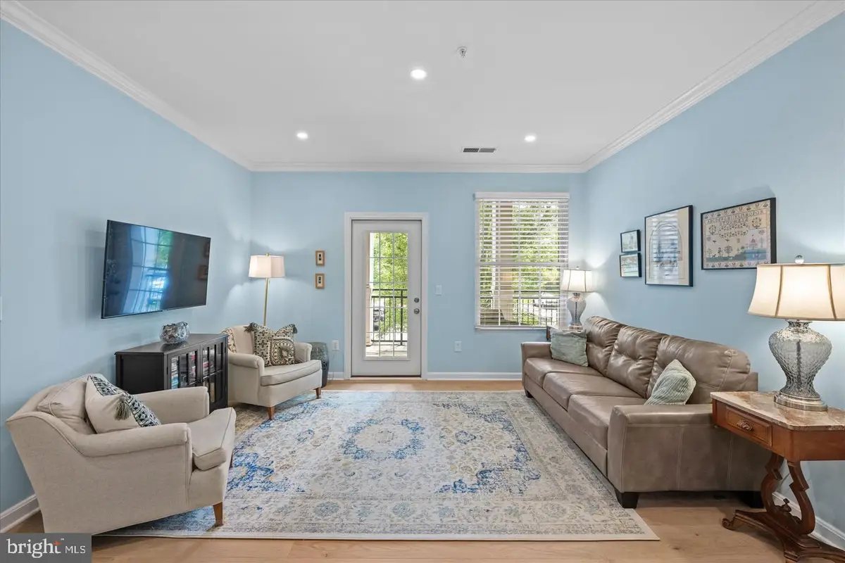 46608 Drysdale Ter #200, Sterling, VA 20165 - #1