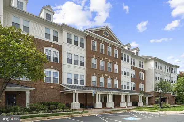 44465 Chamberlain Ter #102, ASHBURN, VA 20147