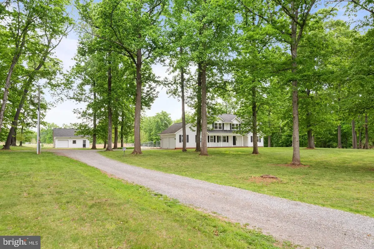 43118 Evans Pond Rd, Leesburg, VA 20176 - #1