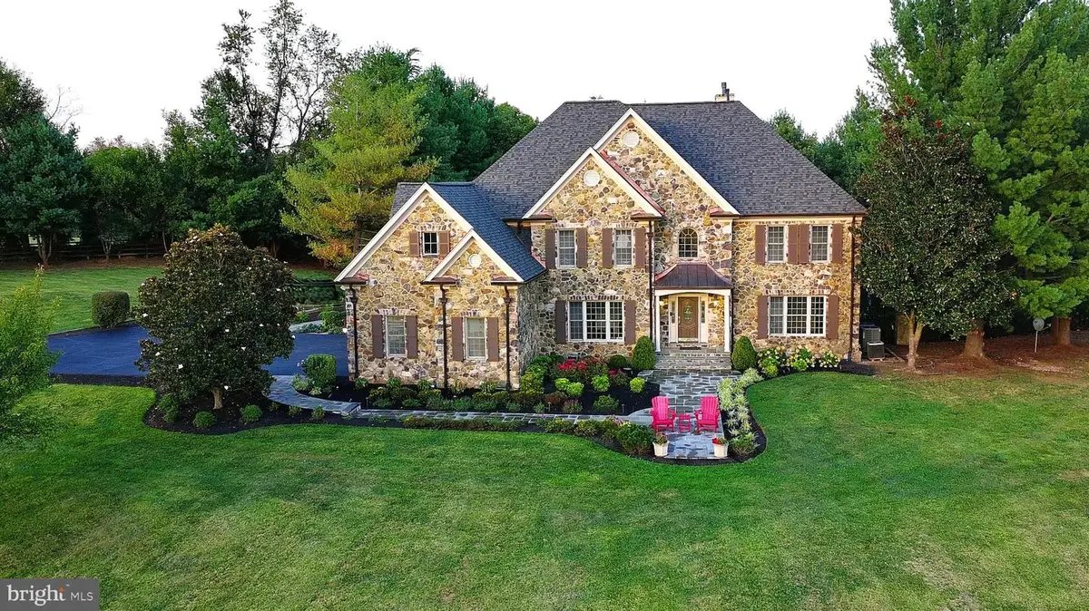 38400 Aunt Marys Ln, Purcellville, VA 20132 - #1