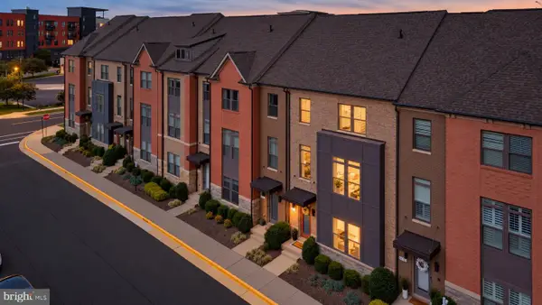 44718 Ellsworth Ter, ASHBURN, VA 20147