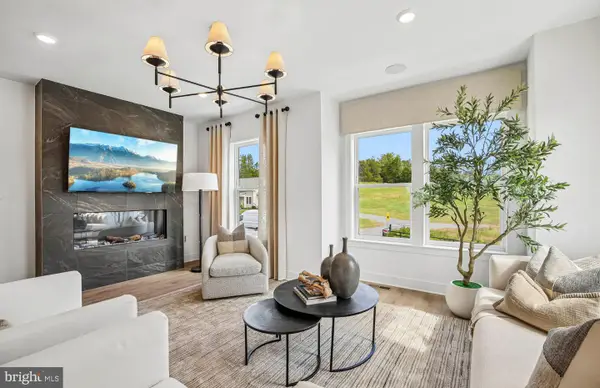 42621 Black Angus Dr, ASHBURN, VA 20148