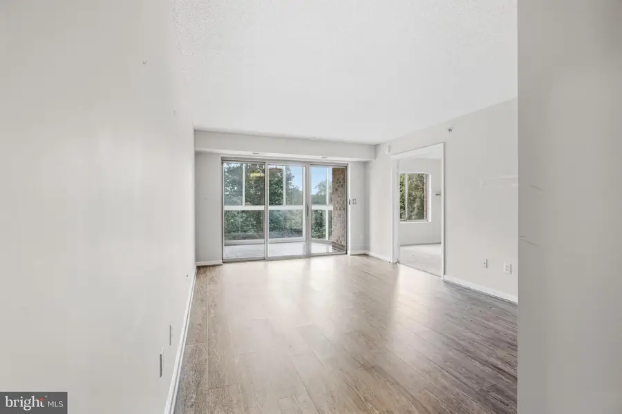 19385 Cypress Ridge Ter #604, Leesburg, VA 20176 - #3