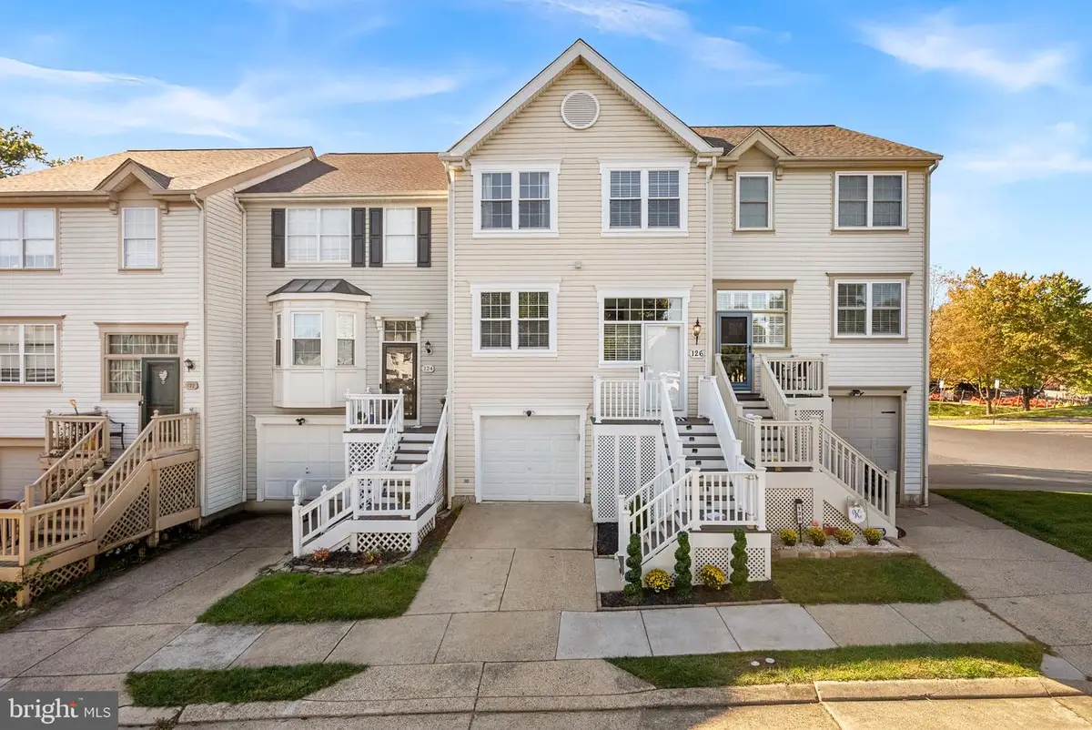 126 Oliver Ct, Purcellville, VA 20132 - #1