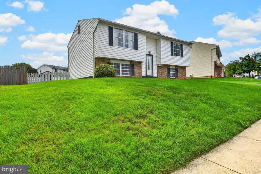 110 N Garfield Rd, Sterling, VA 20164 - #2