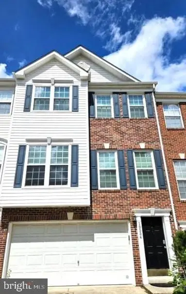 18554 Sierra Springs Sq, Leesburg, VA 20176 - #1